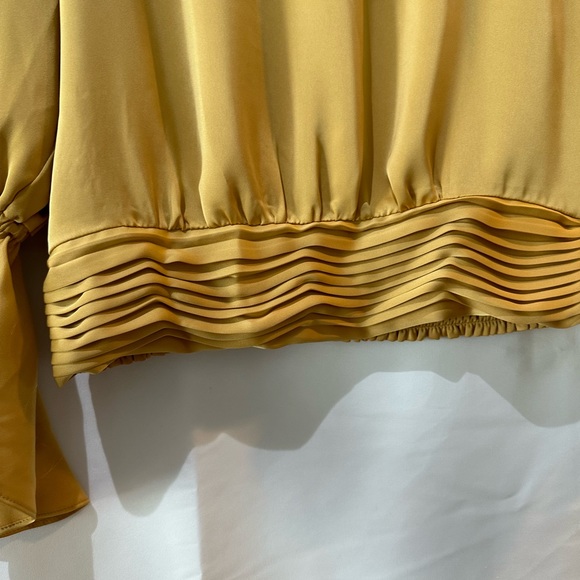 Ramy Brook Sammy Off The-Shoulder Top Gold Small - Picture 4 of 10